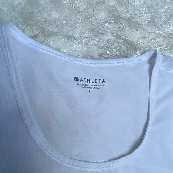 Athleta Kettlebella Train white Tee size Large - Picture 4 of 5